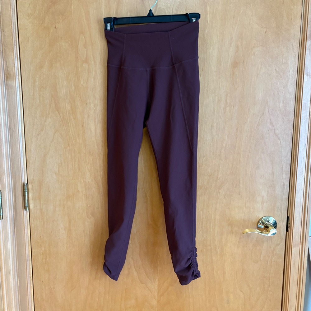 WILO The Label Ribbed High Waisted Ruched Hem Leggings Women Size S Burgundy